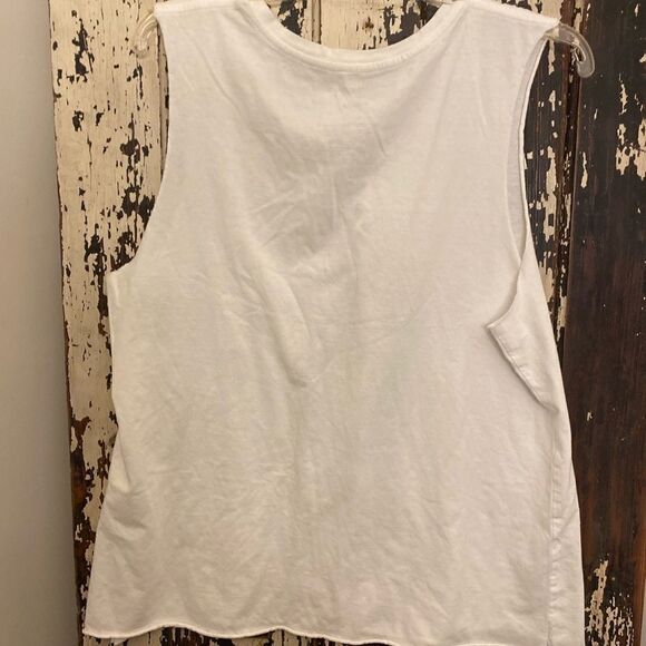 Customized EUC Whitney Houston T-shirt. Size XL - Picture 4 of 6